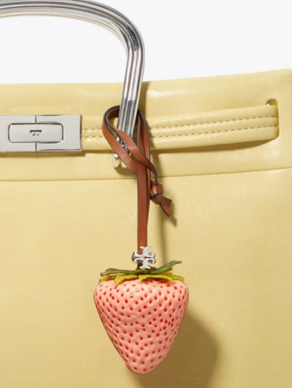 Tory Burch Strawberry Bag Charm | Sweet Pink🍓